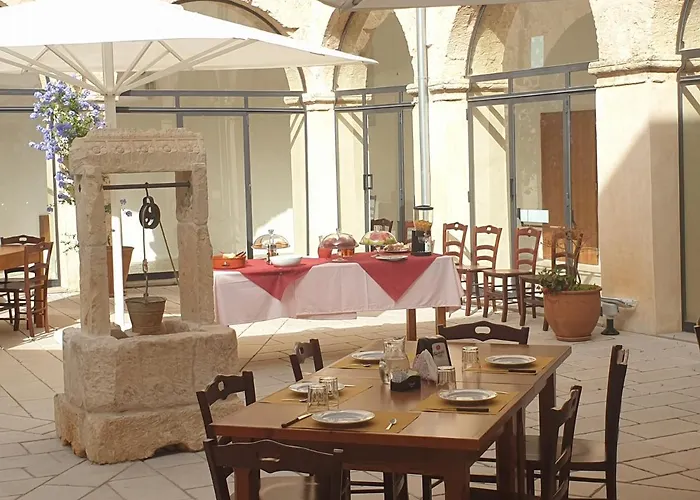 Casa Della Convivialita 酒店 3*