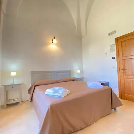 Hotel Casa Della Convivialita 3*