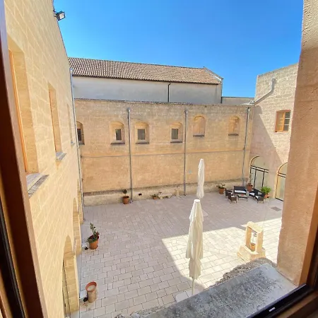 Casa Della Convivialita